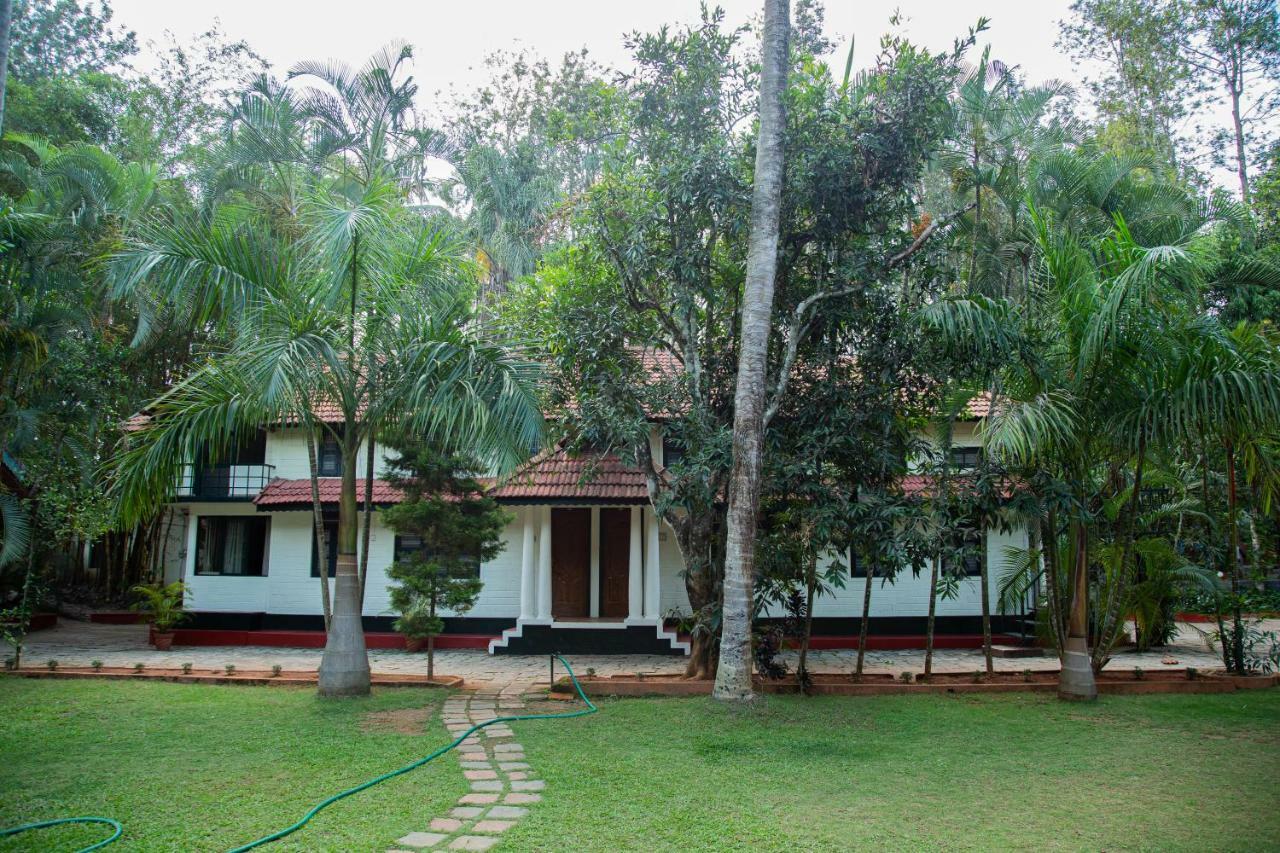 Orchid Trails Resort 술탄 바테리 외부 사진
